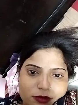 Snapshot of Hot-Pooja25 chatting on May 2026 05:53:02 PM Hot-Pooja25 online show from May 2026 05:53:02 PM