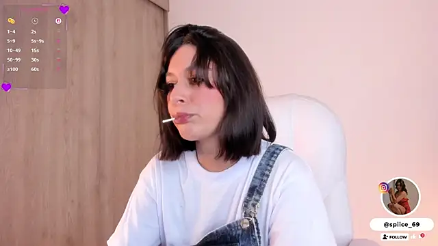 NatySpiice1 online show from January 2026 10:25:02 PM