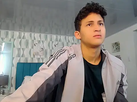 Axel savage online show from October 2025 12:11:01 PM