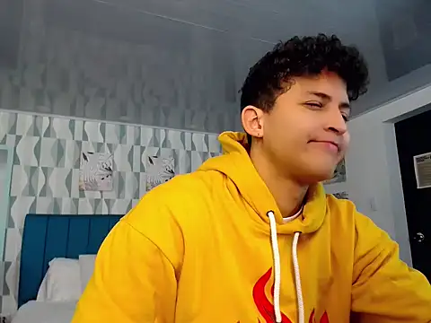 Axel savage online show from October 2025 12:12:02 PM