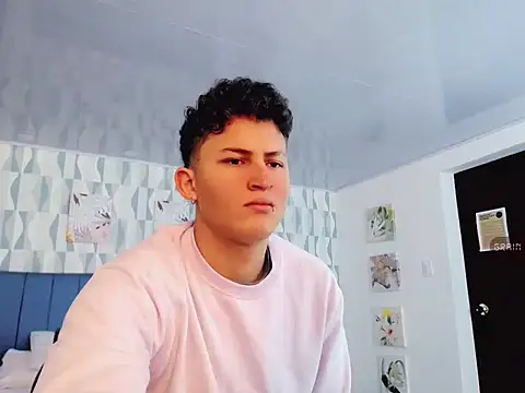 Axel savage online show from October 2025 12:04:02 PM