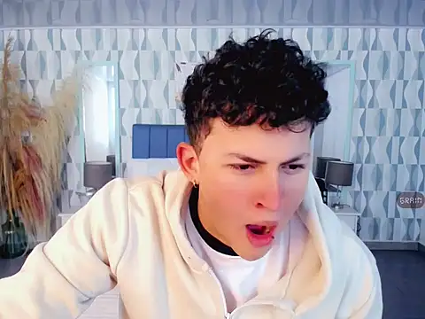 Axel savage online show from October 2025 12:04:02 PM