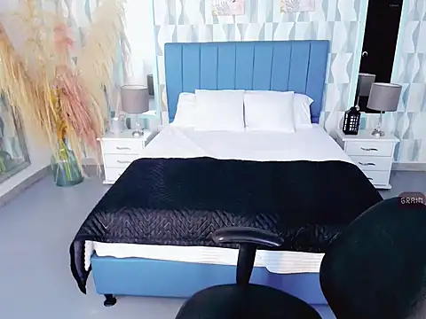 Axel savage online show from November 2025 12:04:02 PM