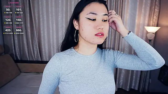 DebrahJungels online show from October 2025 06:00:01 AM