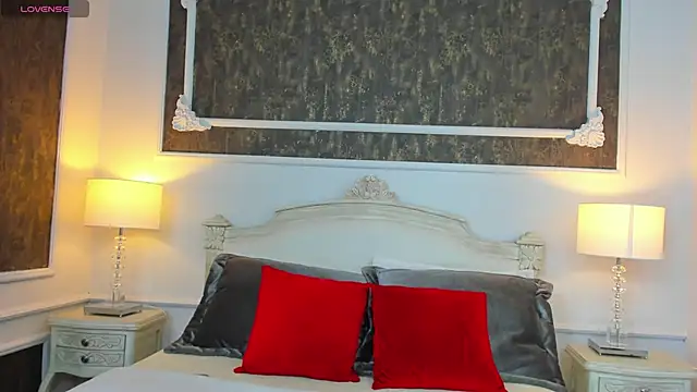 SharonBonet online show from October 2025 11:09:02 AM