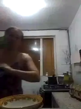 mommy estefy online show from September 2025 01:44:02 PM