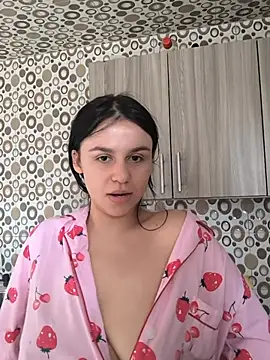 Daniela-rosee online show from July 2026 08:01:01 PM