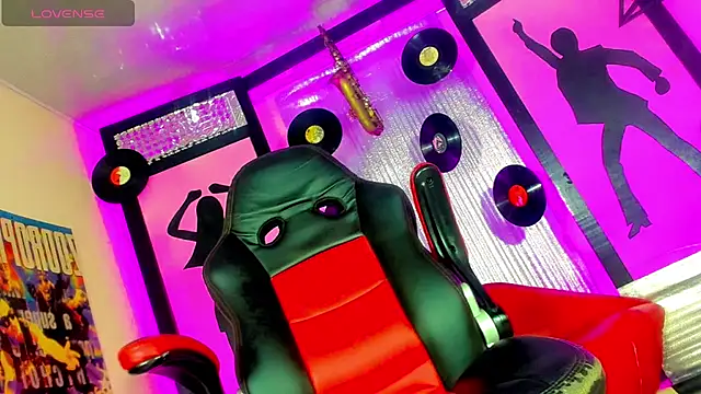 Snapshot of Alondra_Campbell chatting on October 2025 03:20:02 AM Alondra Campbell online show from October 2025 03:20:02 AM