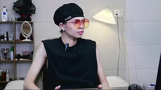 Ozzy boy86 online show from September 2025 03:06:01 AM