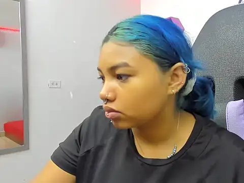 Noa sexy23 online show from September 2025 02:20:01 PM