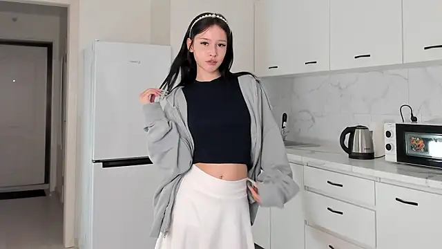StarryVeil online show from September 2025 05:51:02 AM