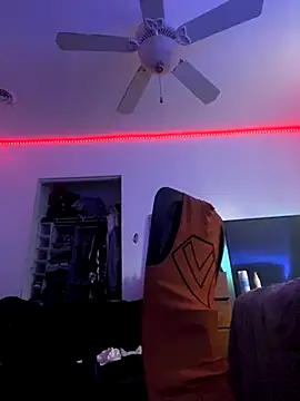 Snapshot of Cartyiii chatting on October 2025 08:19:01 PM Cartyiii online show from October 2025 08:19:01 PM