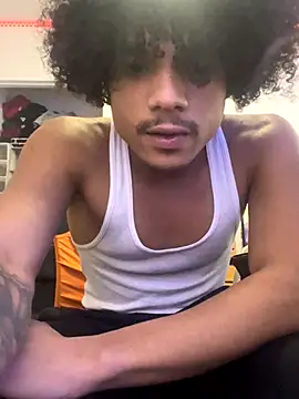 Snapshot of Cartyiii chatting on October 2025 02:39:02 PM Cartyiii online show from October 2025 02:39:02 PM