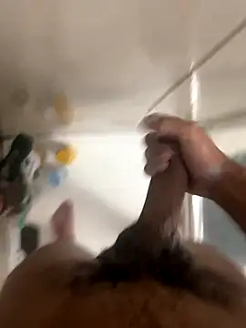 Snapshot of Cartyiii chatting on October 2025 03:12:01 PM Cartyiii online show from October 2025 03:12:01 PM