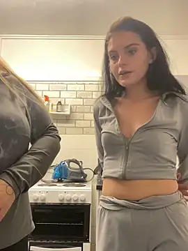 Camwithchlox online show from September 2025 07:29:01 PM