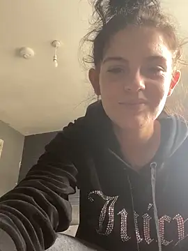 Camwithchlox online show from October 2025 09:53:02 AM