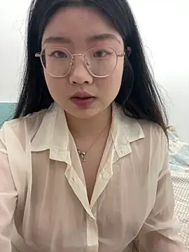 xxwang20 online show from April 2026 05:42:02 PM