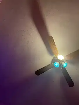 Snapshot of shortywidaphatty chatting on January 2026 11:03:02 AM shortywidaphatty online show from January 2026 11:03:02 AM