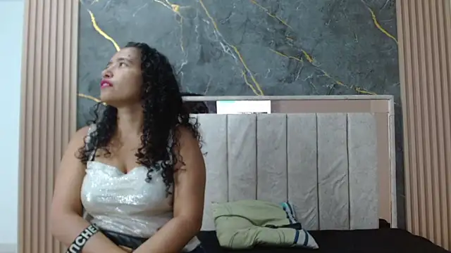 mari angeles hard online show from September 2025 12:27:02 PM