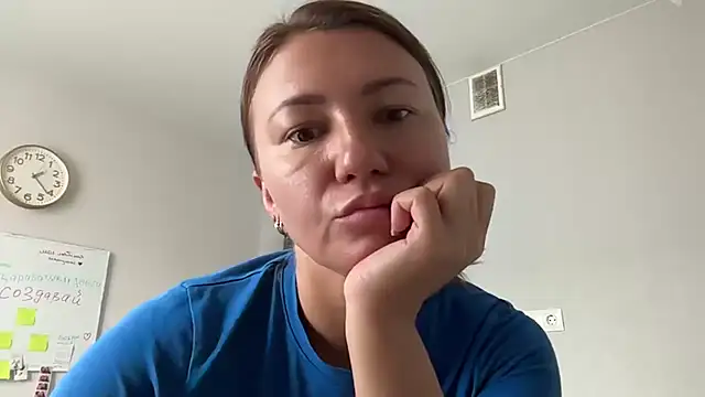 Snapshot of Caliraa chatting on July 2026 10:29:02 AM Caliraa online show from July 2026 10:29:02 AM