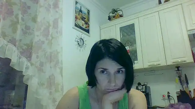 Snapshot of Zorayyaa chatting on July 2026 08:02:01 PM Zorayyaa online show from July 2026 08:02:01 PM
