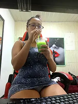 susan mooree online show from December 2025 07:22:01 PM