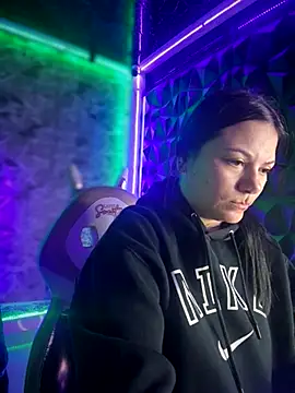 Megaan  More online show from October 2025 02:53:02 AM