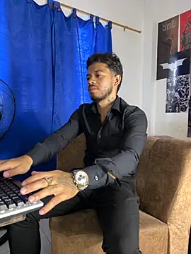 DavideVentura  online show from September 2025 03:56:02 PM