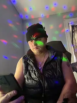 savageking420322 online show from September 2025 06:21:01 PM