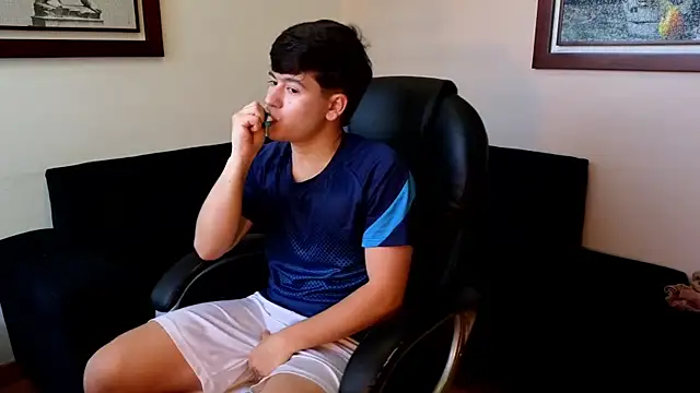 tightncuteass online show from April 2026 09:38:02 PM