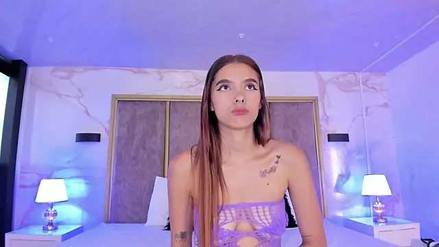 CarolinaaGomezz online show from December 2025 07:54:02 PM