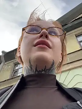 bebabenny online show from September 2025 09:20:02 AM