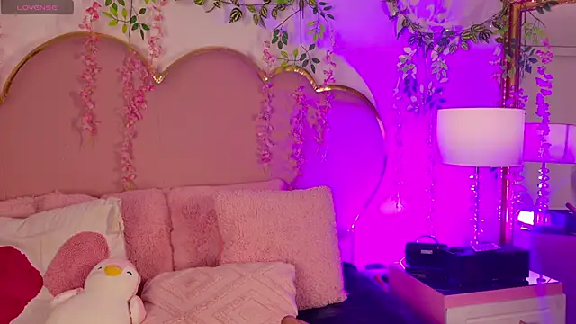 Lauuu2007 online show from March 2026 08:16:02 PM