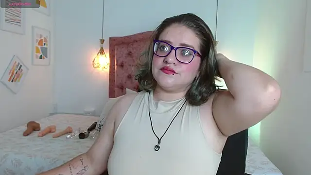 hellen tirey online show from September 2025 03:24:02 PM
