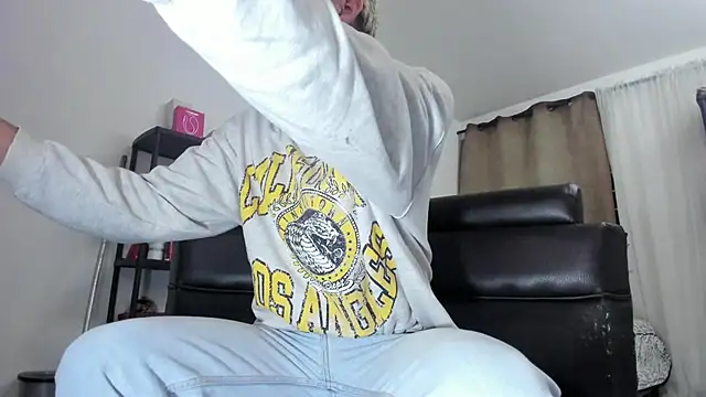 weesley boy online show from November 2025 12:33:01 AM