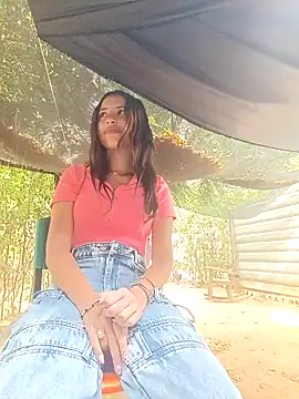Sweet-Doncella online show from September 2025 01:33:02 PM