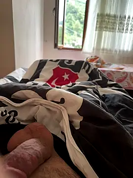 Snapshot of LAZ3R1 chatting on October 2025 10:38:01 AM LAZ3R1 online show from October 2025 10:38:01 AM