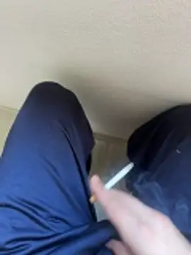 Snapshot of LAZ3R1 chatting on October 2025 11:22:01 AM LAZ3R1 online show from October 2025 11:22:01 AM