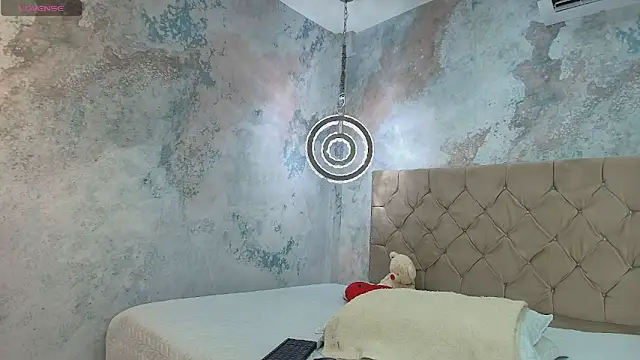 debora ortiz online show from October 2025 01:34:02 PM