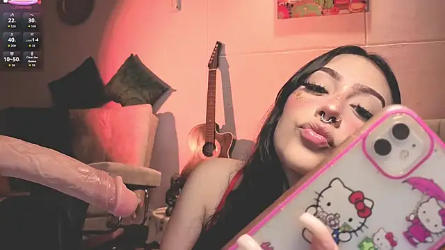 Snapshot of ashlynnlowe_ chatting on September 2025 07:37:01 PM ashlynnlowe online show from September 2025 07:37:01 PM