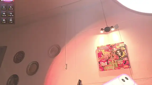 Snapshot of ashlynnlowe_ chatting on September 2025 07:51:02 PM ashlynnlowe online show from September 2025 07:51:02 PM