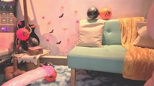 Snapshot of ashlynnlowe_ chatting on October 2025 08:29:02 PM ashlynnlowe online show from October 2025 08:29:02 PM