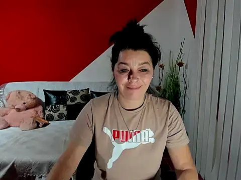 Snapshot of Soffy_Skye chatting on September 2025 03:40:01 AM Soffy Skye online show from September 2025 03:40:01 AM