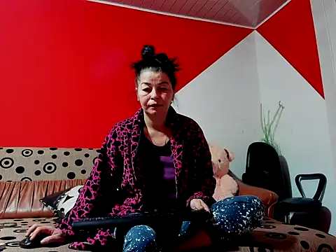 Soffy Skye online show from October 2025 04:32:02 AM