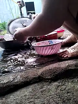 Snapshot of Lauraa-a chatting on October 2025 11:15:01 PM Lauraa-a online show from October 2025 11:15:01 PM