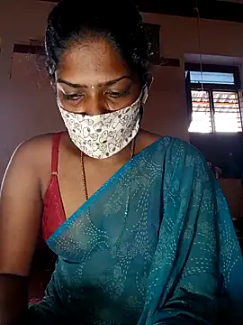 Snapshot of Tamil_Kavitha chatting on October 2025 09:26:02 AM Tamil Kavitha online show from October 2025 09:26:02 AM