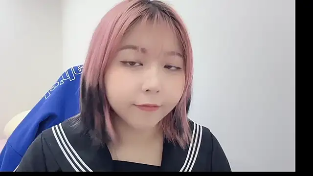 Snapshot of piffydream chatting on October 2025 07:25:01 AM piffydream online show from October 2025 07:25:01 AM