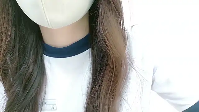 Snapshot of _Mia_land_ chatting on October 2025 01:04:02 PM Mia land online show from October 2025 01:04:02 PM