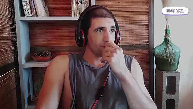 Snapshot of ObeyLust chatting on September 2025 03:46:02 PM ObeyLust online show from September 2025 03:46:02 PM