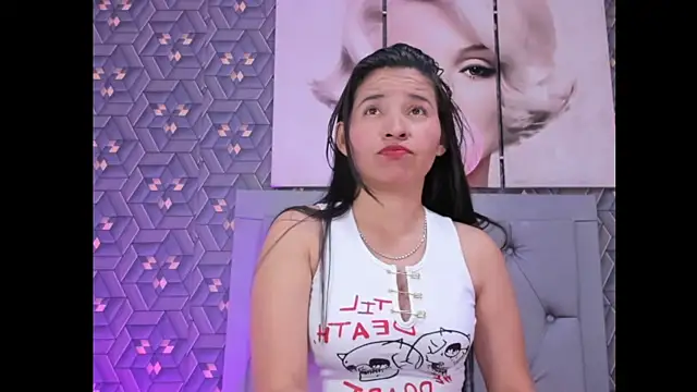 Marie G33 online show from September 2025 02:17:02 PM